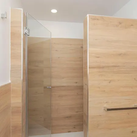 Sara En Playa San Juan *