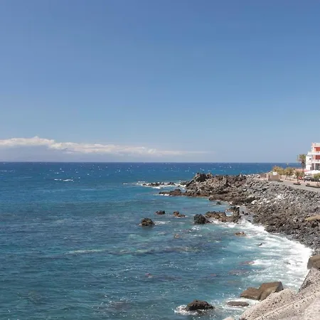 Sara En Playa San Juan 吉亚德索拉