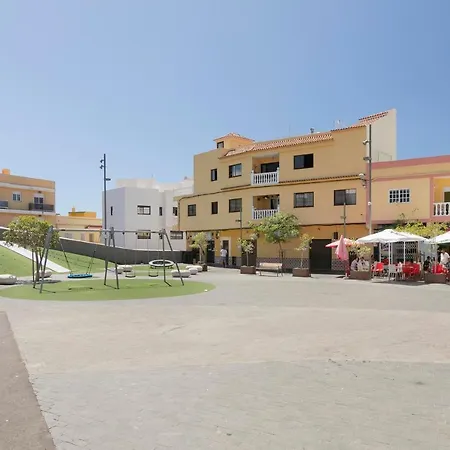 Sara En Playa San Juan 公寓