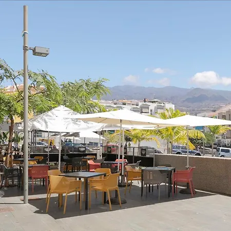 Sara En Playa San Juan * ギア・デ・イソラ