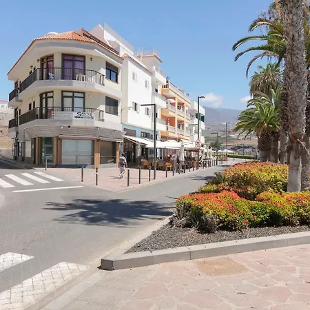 Sara En Playa San Juan アパート ギア・デ・イソラ