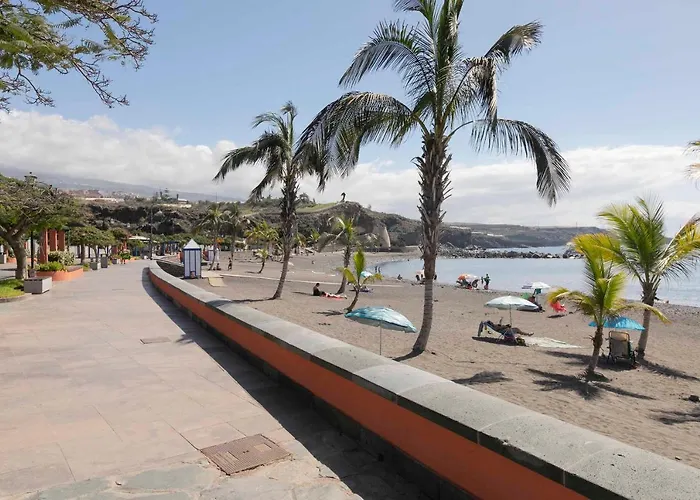 Sara En Playa San Juan * Guía de Isora