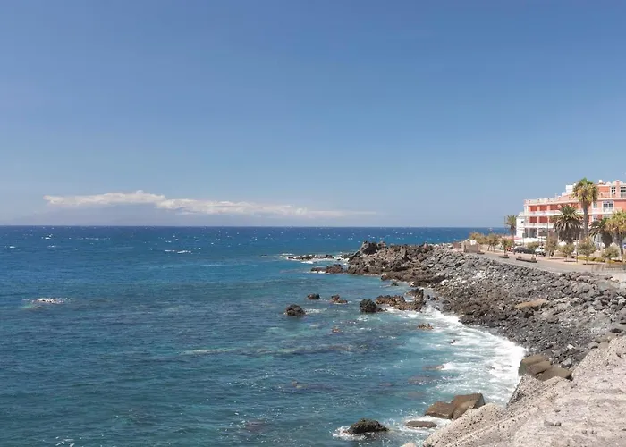 Sara En Playa San Juan Guía de Isora